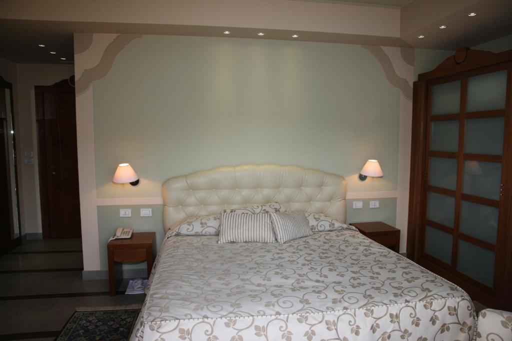 Albergo Del Lago Cannobio Room photo